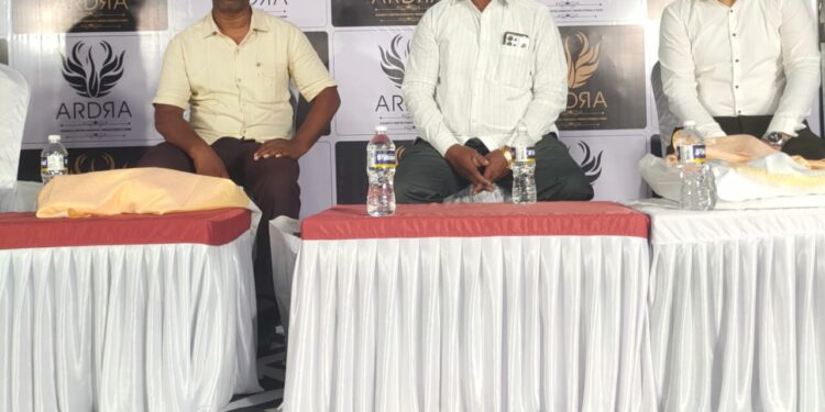 आर्द्रा मॉल च्या दहा ग्राहकांना दुबईची ट्रिप- शुभम भुतडा