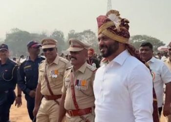 महाराष्ट्र दिनानिमित्त पालकमंत्री जयकुमार गोरे यांच्या हस्तेमुख्य शासकीय ध्वजारोहण होणार