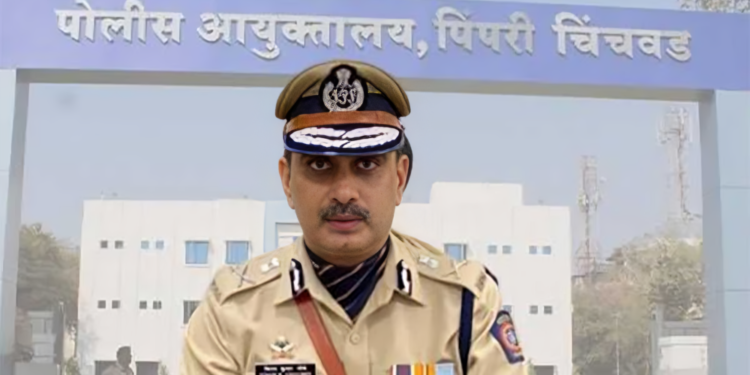 विषारी दारू प्रकरणी मोठी कारवाई, 9 पोलीस अधिकारी निलंबित, नावे आली समोर..!