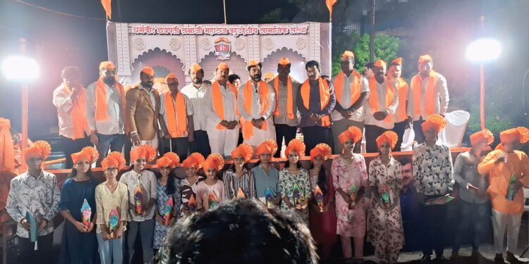 छत्रपती संभाजी महाराज जयंतीनिमित्त गुणवंतांचा गौरव