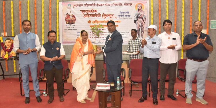 मी ‘अहिल्यादेवी’मधून उलगडला होळकरशाहीचा गौरवशाली इतिहास
