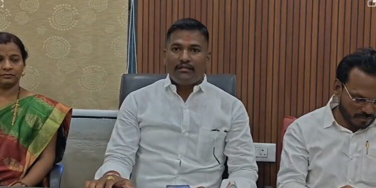 पुण्यश्लोक अहिल्यादेवी होळकर यांच्या ३०१ व्या जयंतीनिमित्त सोलापुरात विविध सामाजिक उपक्रमांचे आयोजन
