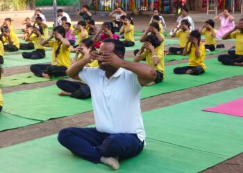 निमा सोलापूर तर्फे जागतिक योग दिन उत्साहात साजरा