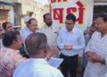 कल्याणनगरमधील नाला समस्येची महापालिका आयुक्तांकडून २ तास पायी फिरून पाहणी; नगरसेवक जयकुमार माने यांचा पाठपुरावा