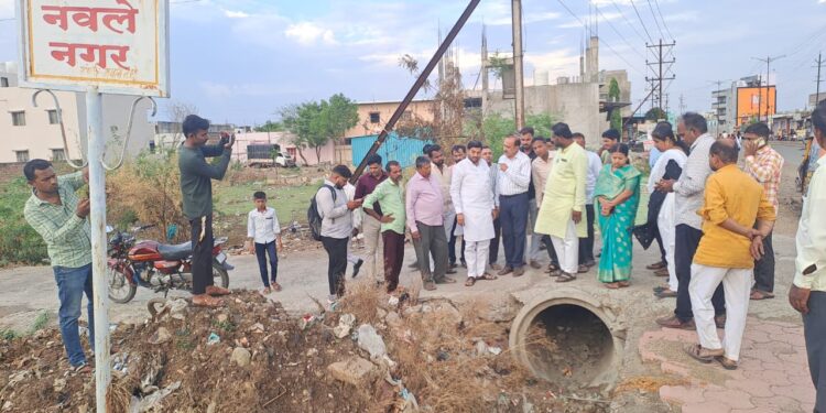 पावसाळ्यापूर्वी महापौर विनायक कोंड्याल यांची नाल्यांची पाहणी; पूरस्थिती टाळण्यासाठी तातडीच्या सूचना