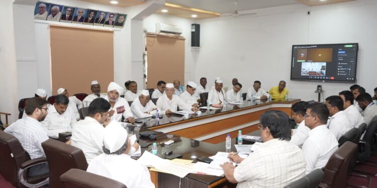 आषाढी यात्रा; पालखी मार्ग व तळांच्या ठिकाणी गतवर्षीपेक्षा दीडपट सुविधेत वाढ -जिल्हाधिकारी कार्तिकेयन एस.