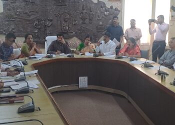 सिद्धेश्वर तलाव संवर्धनासाठी महापालिकेची मोठी बैठक; जलगुणवत्ता सुधारणा व सुशोभीकरणावर भर