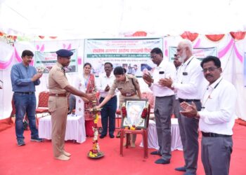 मोफत आरोग्य शिबिराला उत्स्फूर्त प्रतिसाद; ३०० कामगारांची तपासणी पूर्ण