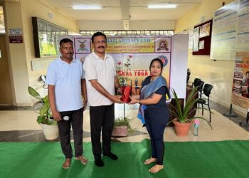 आंतरराष्ट्रीय योग दिनानिमित्त भारती विद्यापीठ-शैक्षणिक संकुल सोलापूर योगाभ्यासाचे आयोजन