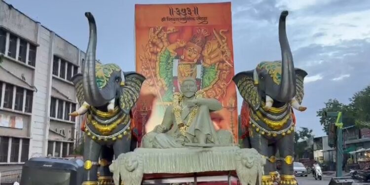 श्री शिवराज्याभिषेक दिनानिमित्त देवदर्शन पदयात्रा पालखी मिरवणूक उत्साहात