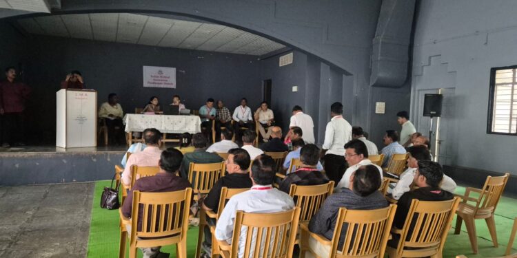 आषाढी वारीसाठी आरोग्य यंत्रणा सज्ज : पंढरपुरात नोडल अधिकाऱ्यांची आढावा बैठक संपन्न