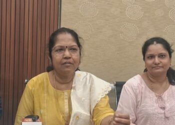 सोलापुरात ‘रंगधारा’ चित्रकला प्रदर्शनाचे आयोजन
