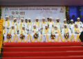 राज्यपाल जिष्णु देव वर्मा यांच्या हस्ते पदवीदान समारंभात विद्यार्थ्यांना पदवी प्रमाणपत्र प्रदान
