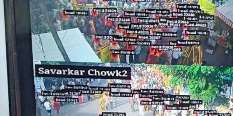 सोलापूर ग्रामीण पोलिसांचा ऐतिहासिक उपक्रम:एआय तंत्रज्ञानाचा वापर करून पंढरपूर आषाढी वारीत 32 लाख भाविकांची अचूक मोजणी