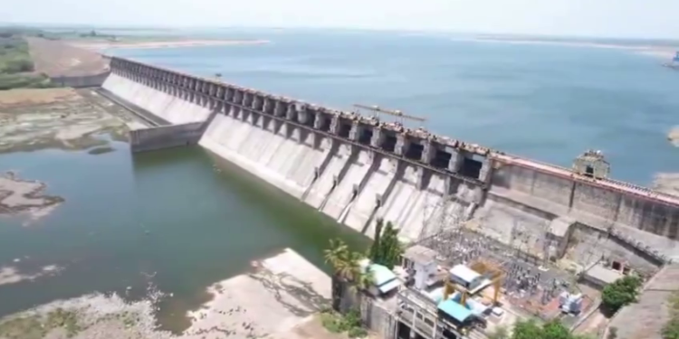 उजनी धरणातील पाणीसाठा 53.75 टक्क्यांवर; कालव्यातून सिंचनासाठी पाणी सुरू