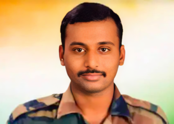 जम्मू येथे देशसेवा बजावताना मंगळवेढ्याच्या जवानाला वीरमरण; वैभव आवताडे यांचे देशासाठी सर्वोच्च बलिदान