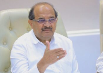 मराठा समाजाच्या प्रलंबित मागण्यांवर तातडीने कार्यवाही करा; राधाकृष्ण विखे पाटलांचे निर्देश
