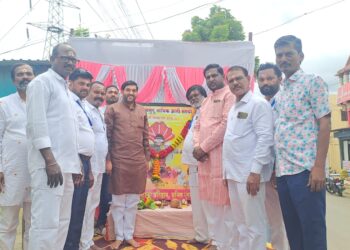 चिमटेश्वर जयंतीनिमित्त धार्मिक कार्यक्रम; महापौर विनायक कोंड्याल यांच्या हस्ते प्रतिमेचे पूजन