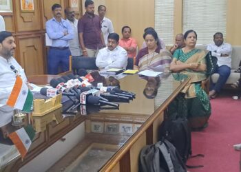 वाढत्या नागरीकरणात स्थानिक स्वराज्य संस्थांना आर्थिक स्वावलंबन गरजेचे