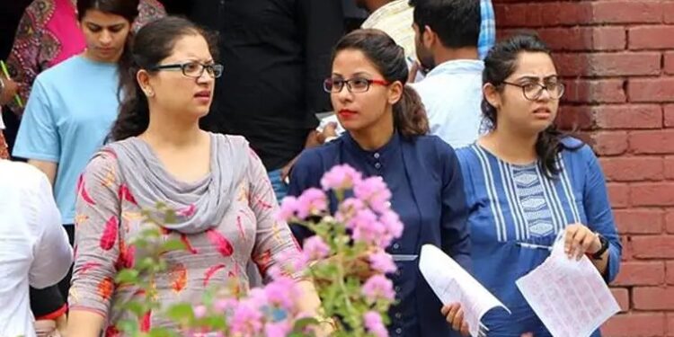 सीटीईटी परीक्षा पुन्हा लांबणीवर..! 1 सप्टेंबर पर्यंत नव्याने अर्ज भरण्याची संधी..