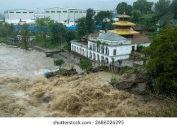 नेपाळमधील पूरस्थिती; महाराष्ट्रातील नागरिकांसाठी २४ तास हेल्पलाईन सुरू