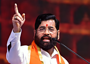 एकनाथ शिंदे यांना तीन प्रतिष्ठेचे आंतरराष्ट्रीय पुरस्कार जाहीर, ब्रिटिश संसदेत होणार सन्मान..!