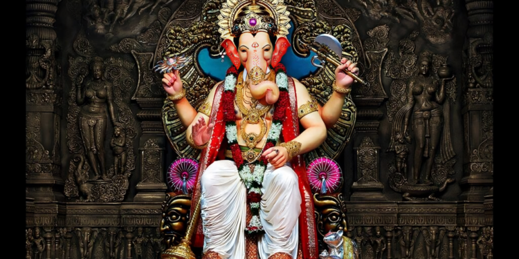 नोंदणीकृत गणेश मंडळांच्या माध्यमातून आरोग्य तपासणी व मोफत वैद्यकीय शिबिरांचे आयोजन