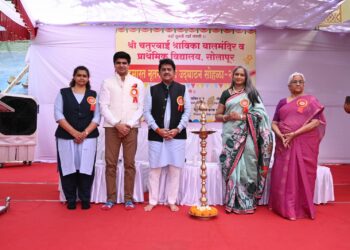 श्री चतुरबाई श्राविका प्राथमिक विद्यालय व बालमंदिर, सोलापूर इमारतीचा नूतनीकरण उद्घाटन सोहळा संपन्न