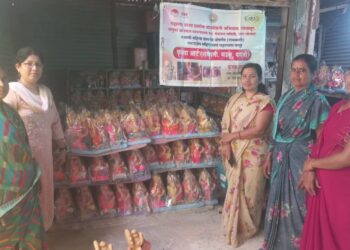 गणेशमूर्ती विक्रीत ‘उमेद’चा जलवा; महिला बचत गटांनी रचला १.६५ कोटींचा नवा विक्रम!