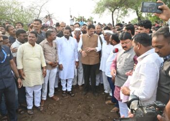दुष्काळी परिस्थितीत शासन शेतकऱ्यांच्या पाठीशी खंबीरपणे उभे; शेतकऱ्यांना थेट मदत करणार-मुख्यमंत्री देवेंद्र फडणवीस