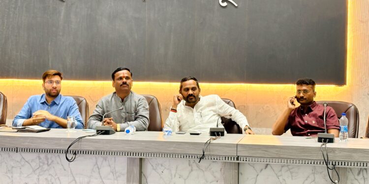 सेवा संकल्प अभियानांतर्गत जिल्हा परिषदेत ‘माहितीचा अधिकार दिन’