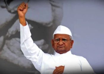 ज्येष्ठ समाजसेवक अण्णा हजारे यांची प्रकृती खालावली; मुंबईतील बॉम्बे रुग्णालयात ICU मध्ये दाखल