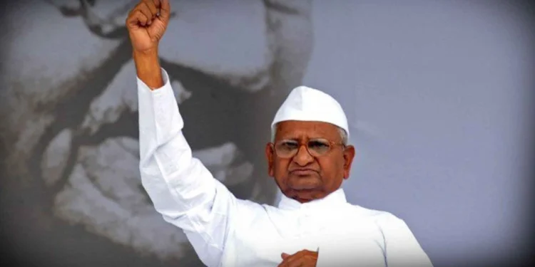 ज्येष्ठ समाजसेवक अण्णा हजारे यांची प्रकृती खालावली; मुंबईतील बॉम्बे रुग्णालयात ICU मध्ये दाखल