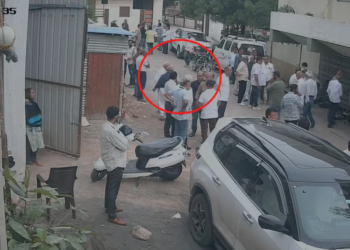 सोलापूरात माजी नगरसेवकांवर भरदिवसा खुनी हल्ला