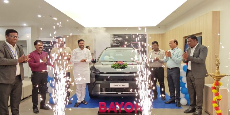 सोमाणी ह्युंदाई, सोलापूर येथे नवीन Hyundai Bayon कारचे शानदार लॉन्चिंग…!!!!