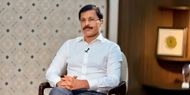 एमपीएससी अध्यक्ष विवेक भीमनवार रजेवर; चौकशी समितीच्या सचिवपदी तुकाराम मुंढे