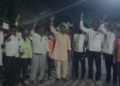उळे येथे महाविकास आघाडीच्या तिन्ही पदवीधर उमेदवारांच्या विजयाचा जल्लोष; फटाक्यांची आतिशबाजी व मिठाई वाटप
