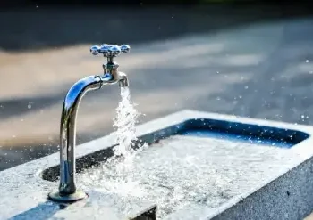 पाणी अपव्ययप्रकरणी महापालिकेकडून १ हजार २०० रुपयांचा दंड वसूल
