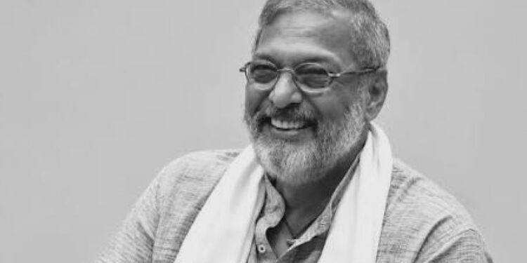 “चार भिंतींतून बाहेर पडण्याची हाक… नाना पाटेकरांचे अंतर्मुख करणारे शब्द”