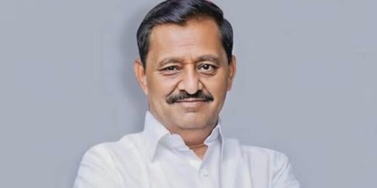 भंडारकवठे सोसायटीचा ठराव रद्द करा; सुभाष देशमुखांची मागणी