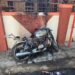 उत्तर सोलापूर तालुक्यात खळबळबळ: कोंडी राहुटी येथे अज्ञात इसमाने पहाटे पेटवून दिली उभी गाडी!