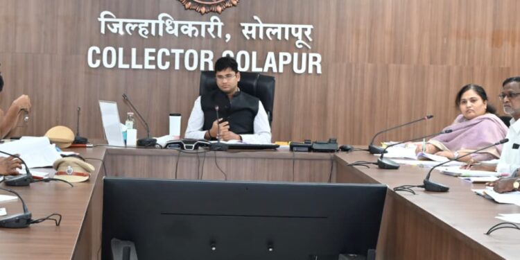 दक्षता समितीच्या सदस्यांची माहिती दर्शविणारे बोर्ड प्रत्येक पोलीस ठाण्यात लावावेत