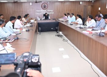 ऊसतोड कामगारांना शासन निर्देशानुसार सर्व सुविधा उपलब्ध करून द्याव्यात