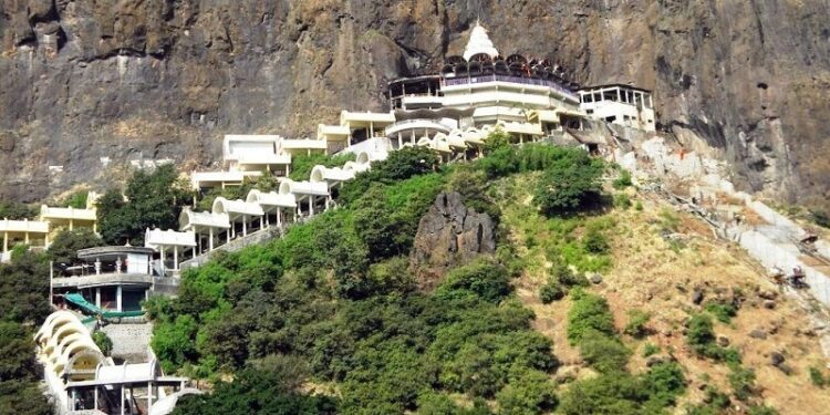 सप्तशृंगी गडावर नवरात्री उत्सवाची तयारी पूर्ण ..!