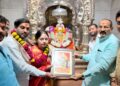 नवरात्रोत्सवानिमित्त महापौर विनायक कोंड्याल व धनश्री कोंड्याल यांनी घेतले श्री रूपाभवानी देवीचे दर्शन