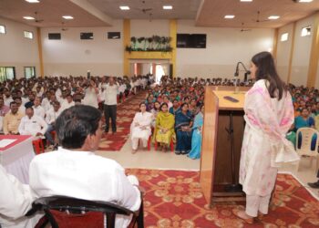 हर्षदारुपी दुर्गा वाईटावर विजय मिळवणारच