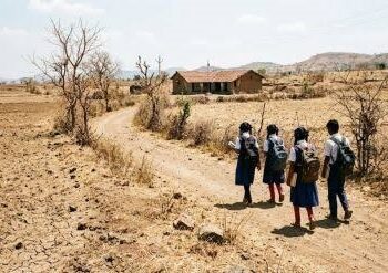 दुष्काळग्रस्त भागातील विद्यार्थ्यांचे परीक्षा शुल्क माफ