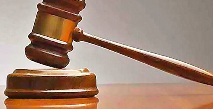 प्राणघातक हल्ल्याची केस काढून घे म्हणून खून केल्याप्रकरणी बाप लेकांची निर्दोष मुक्तता